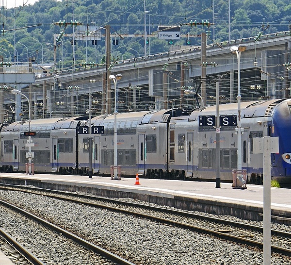 SNCF : une grève illimitée menace de paralyser Noël